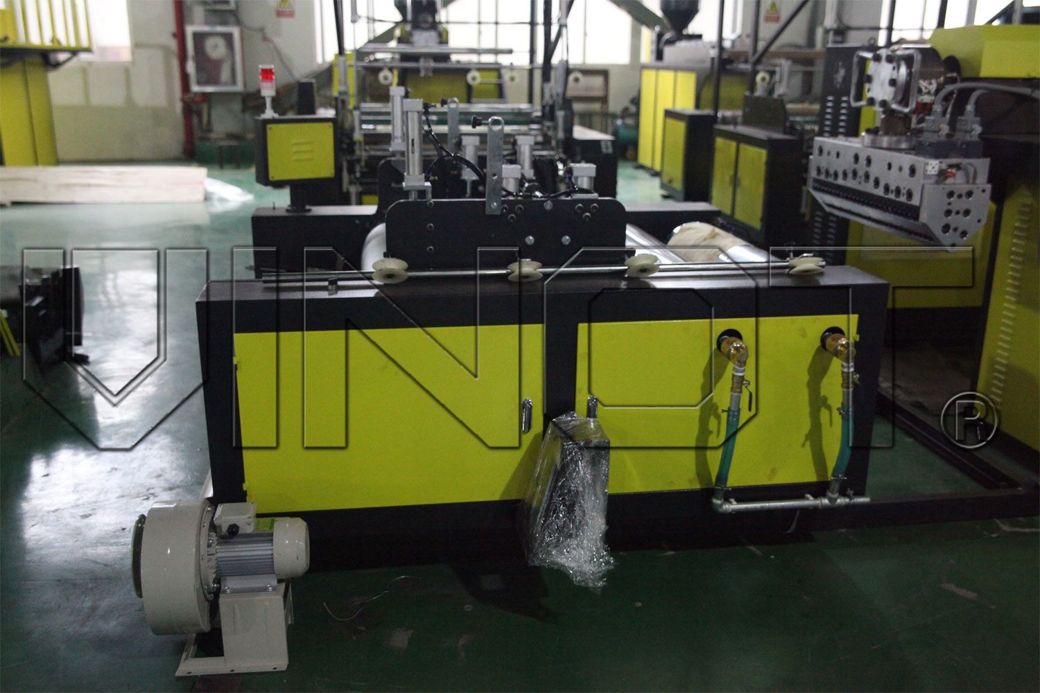 Durable Stretch Film Machine , Automatic Winding Stretch Film Making Machine Manufactures