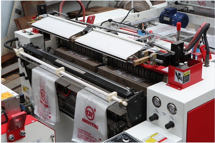  Fast Food Delivery T Shirt Bag Making Machine 250pcs/Min , Eco Friendly Plastic Bags Making Machine Manufactures