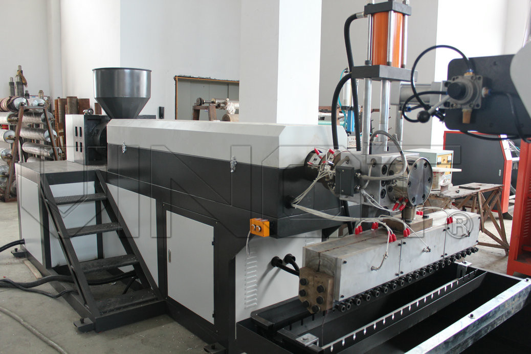  Industrial Plastic Rope Manufacturing Machine Durable Screw 30 - 80  Manufactures