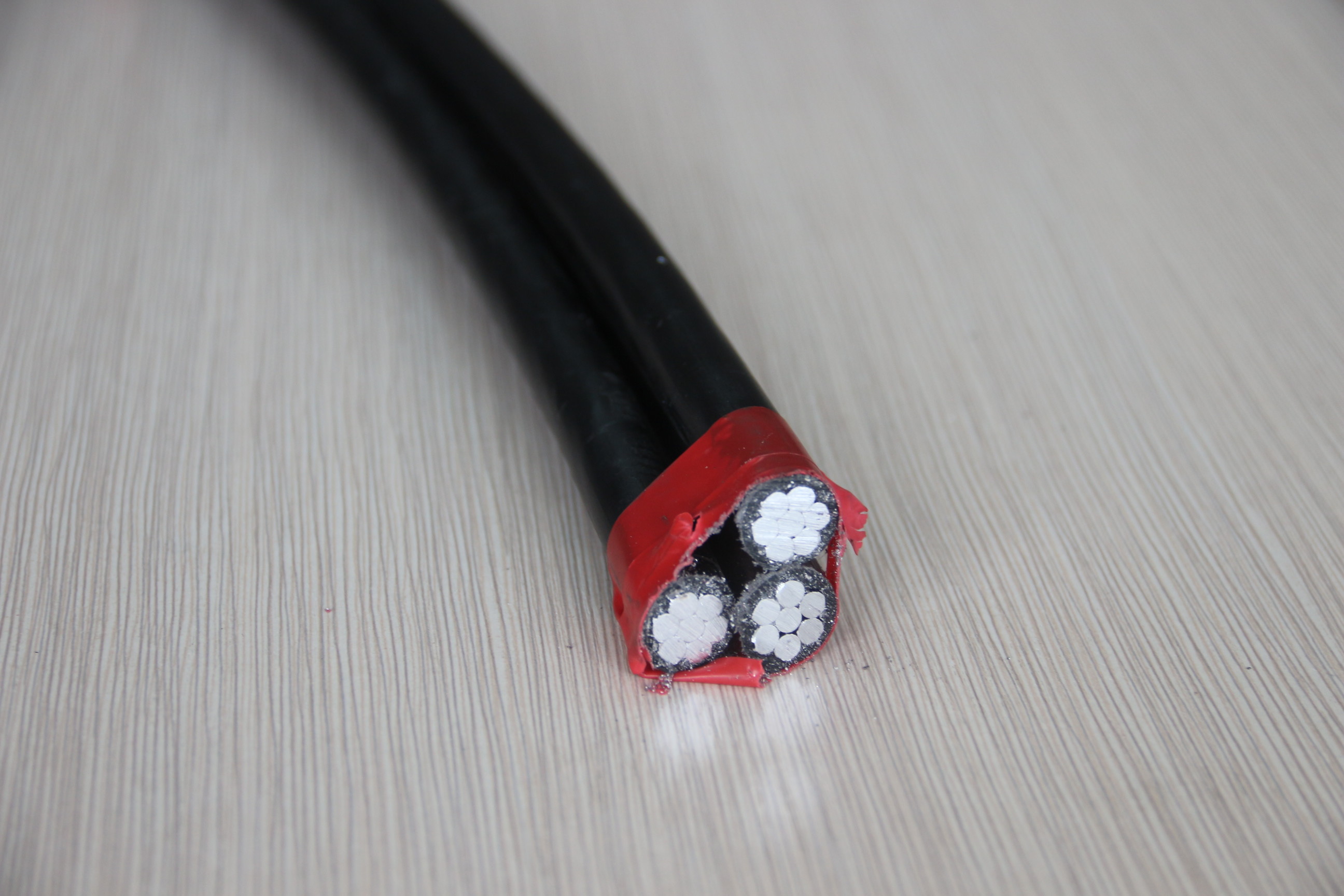  XLPE PVC Insulation Aluminum Conductor Overhead Cable Transmission Line Manufactures