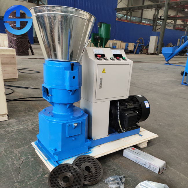 China 200kg/H 300kg/H Wood Sawdust Pellet Machine 4mm Pellet Size on sale