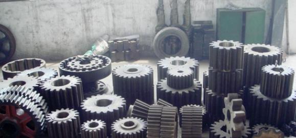 Oem Machinery Part Pinion Gear For Rotary Kiln / Ball Mill / Cement Mixer