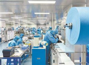  High Speed Thermal Film Laminating Machine , Protective Clothing Automatic Laminated Machine With Glue Manufactures