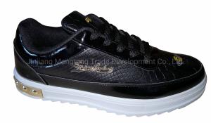  Fashion Shoes Walking Sneaker Shoes 2021 Factory Men Running Shoes Casual Shoes Sports Shoes Injection Shoes Manufactures