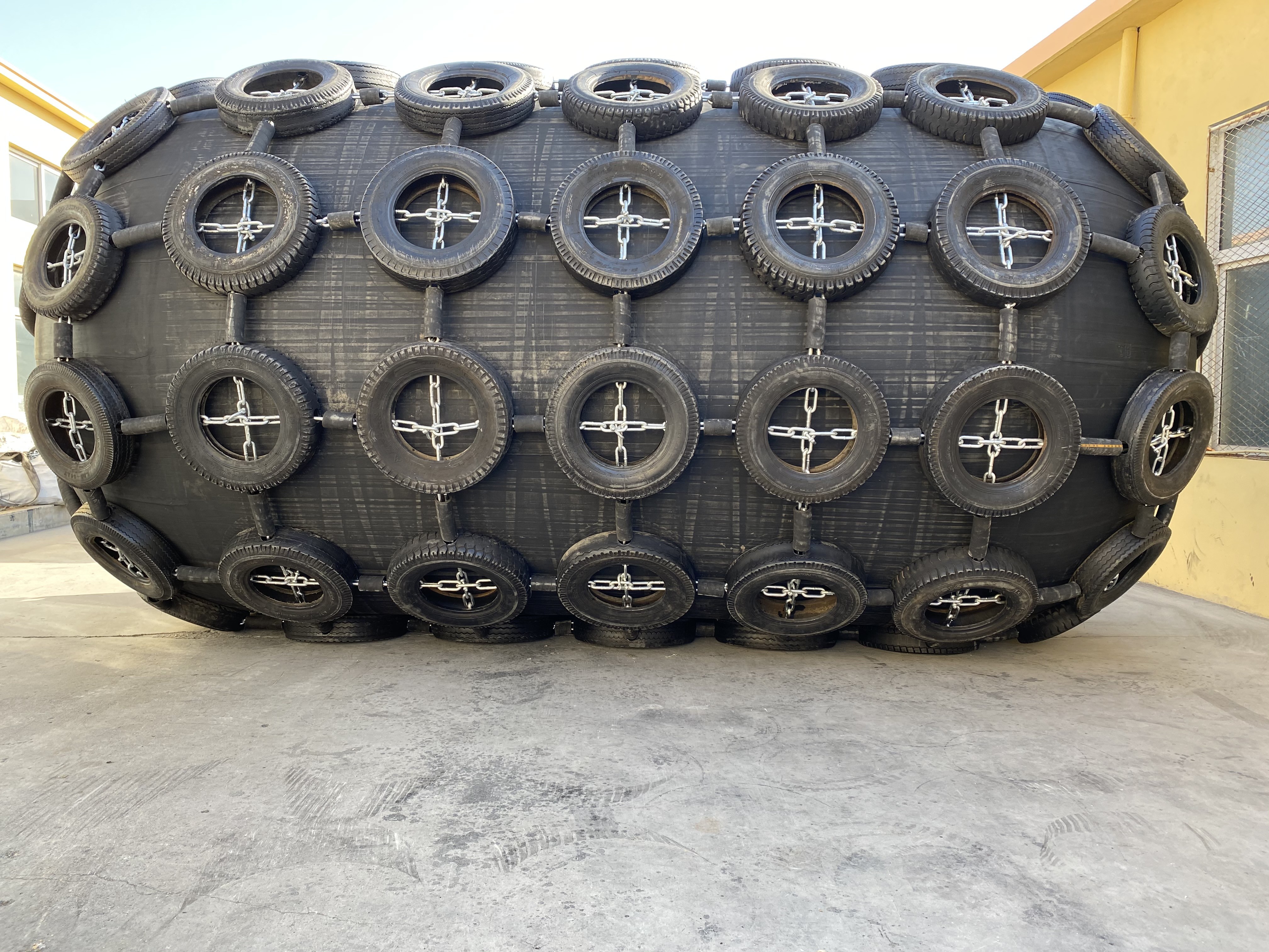 High-Performance Ship Rubber Fender for Maximum Protection