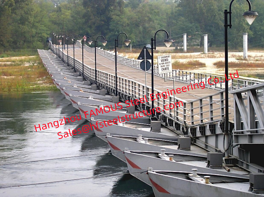 Temporary Access Portable Floating Bridge Heavy Loading Capacity For Inconvenient Traffice Areas