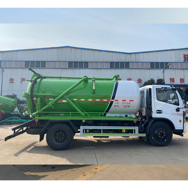 Customized 4*2 Cheapest Price Mini 5000 Liters 8000 Litets Vacuum Truck Sewage Suction and Septic Tanker