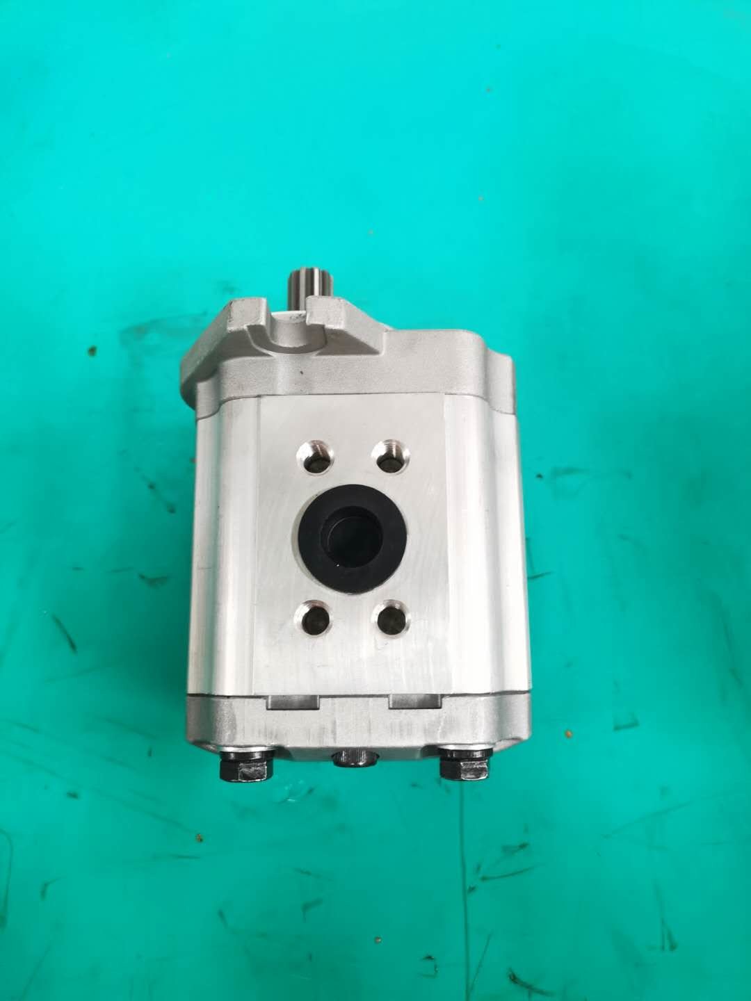 CBT-F432-AFΦL 10T CBTseries aluminum gear pump for DUMP TRUCKS /FORKLIT /CRANES with high quality 10teeth