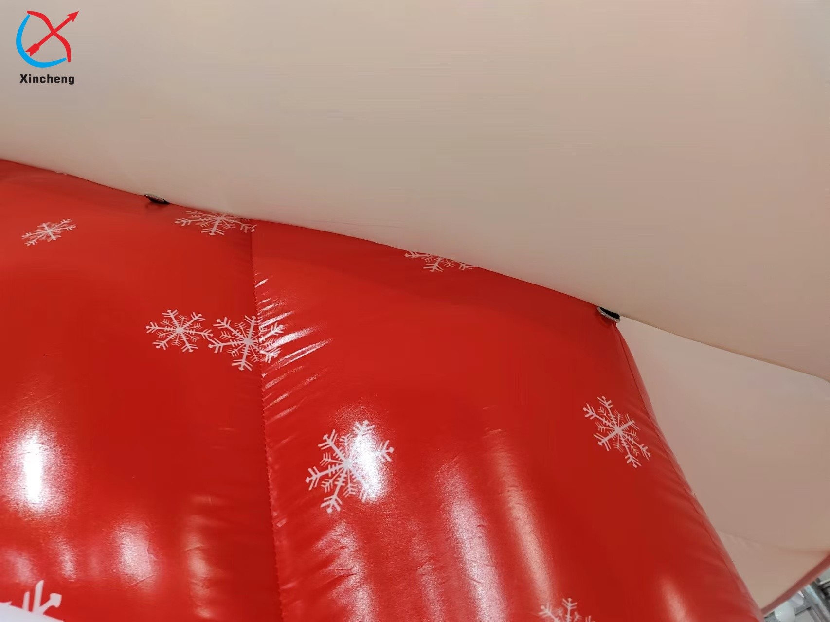 Manufacturer Inflatable Christmas House Outdoor Holiday Decoration With LED Light