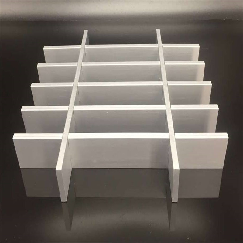 Hot dip galvanized industrial insert steel grating for construct