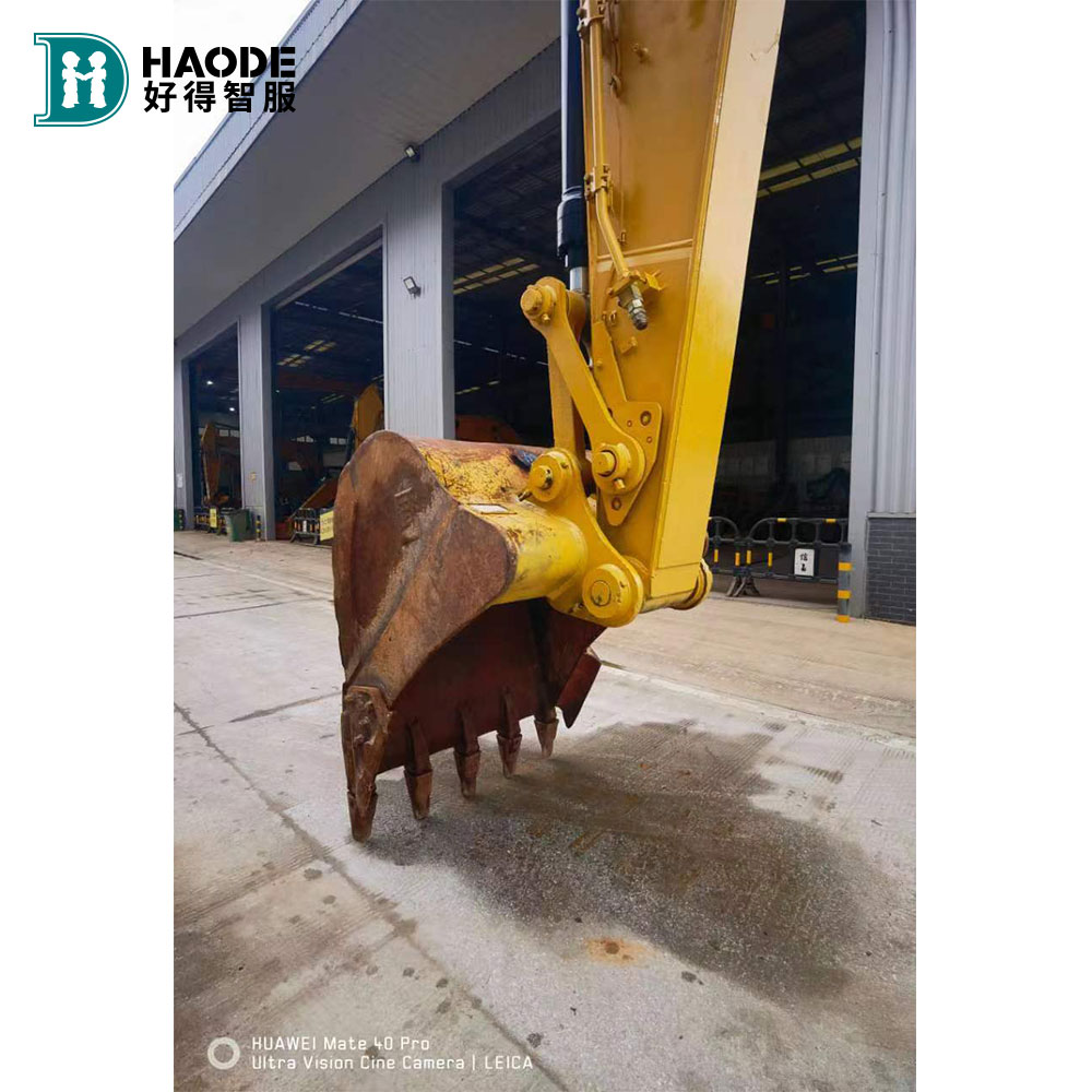 CAT320 Used Japan Mini Excavator CAT 320 Crawler Excavator CAT320D 325 330 D with Parts