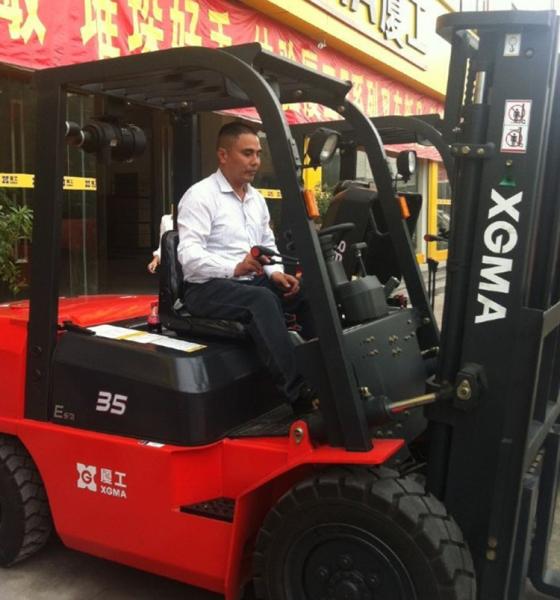 XinChai 490BPG Diesel Forklift Truck 3500kg Load Capacity High Working