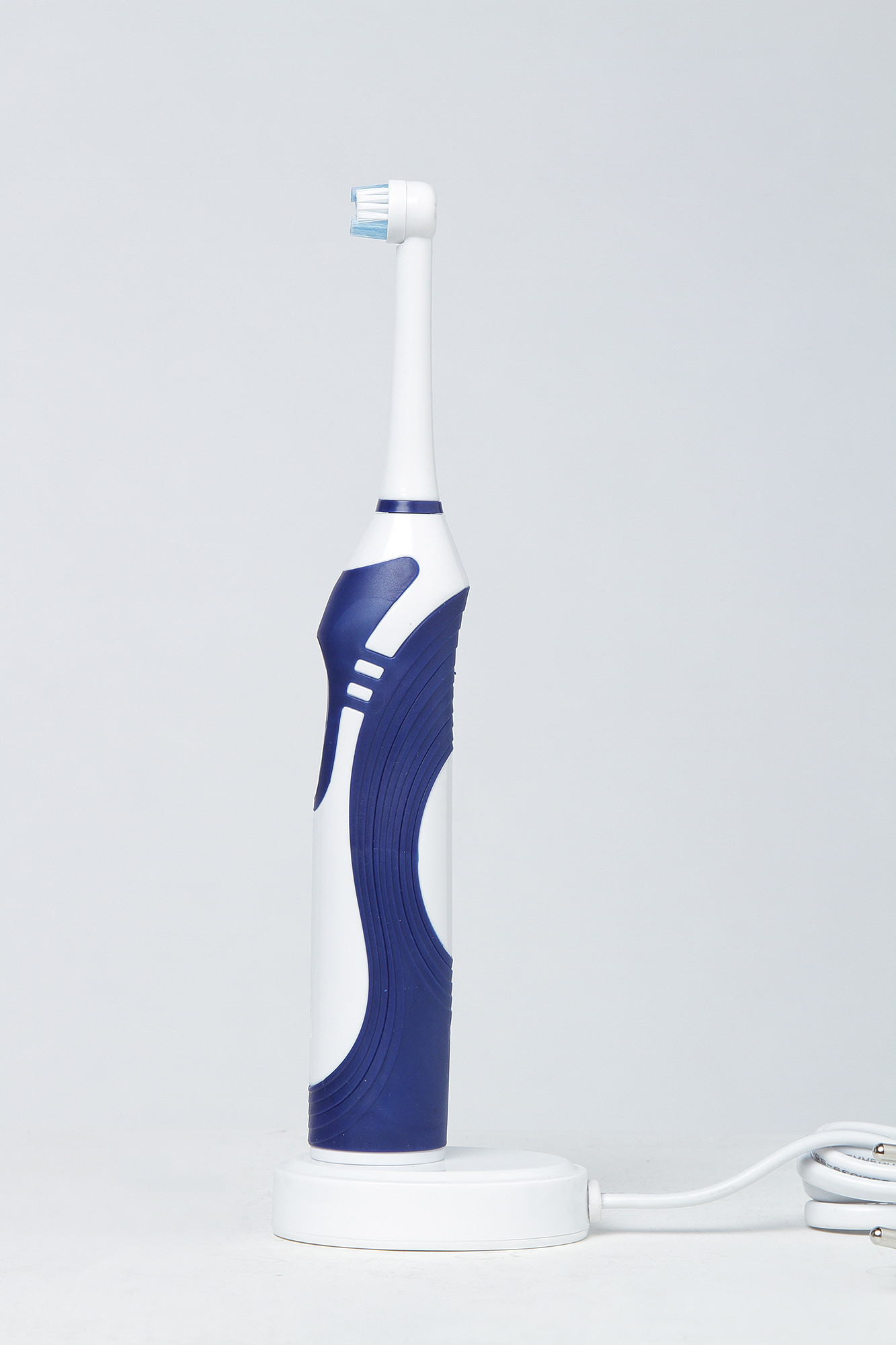 Adult Use Rechargeable Electric Toothbrush With 2 Minutes Reminder