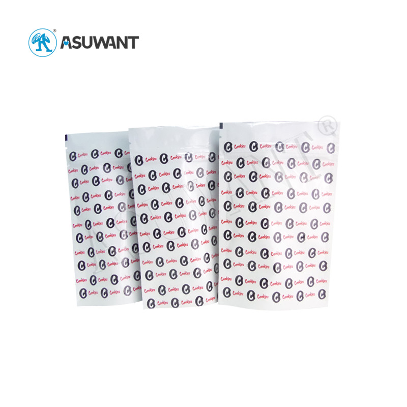 Durable Glossy Matte Stand Up Zipper Bags k Smell Proof Snack Packaging
