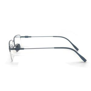 TD033 Rectangle eye shape titanium frame engineered with precision