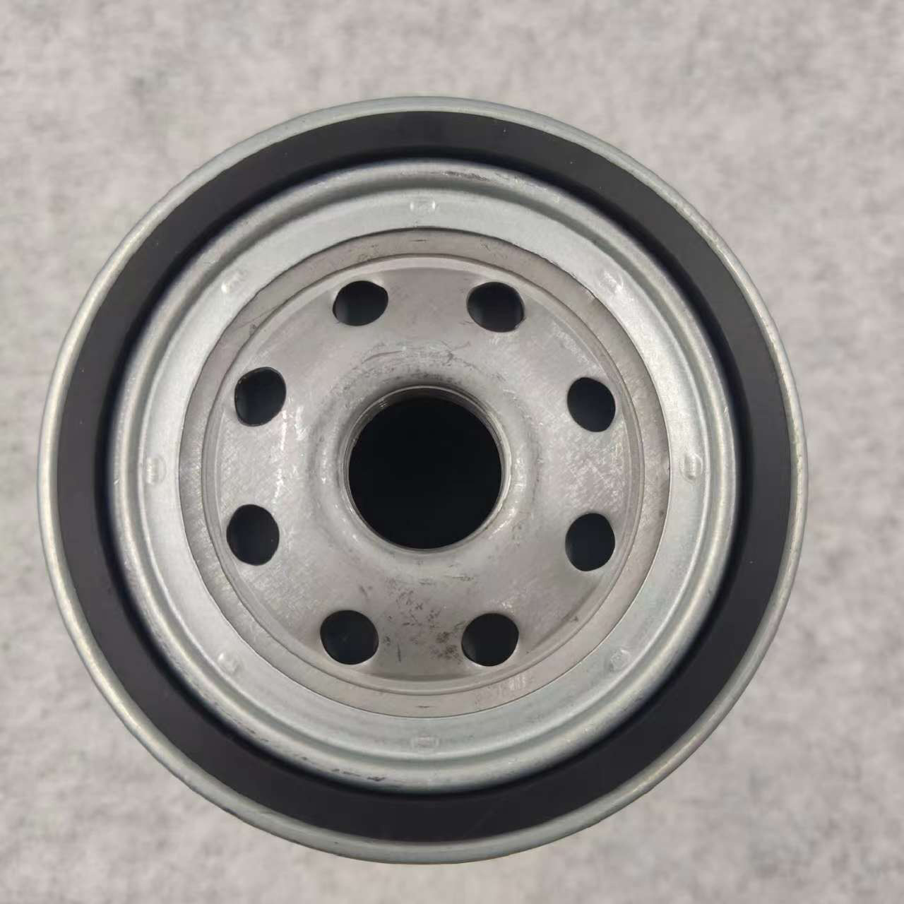 65.12503-5033A VG1540080110 G5800-1105140C D638-002-802A A SDEC DOOSAN SINOTRUK HOWO HONGYAN YUCHAI White engine oil filter