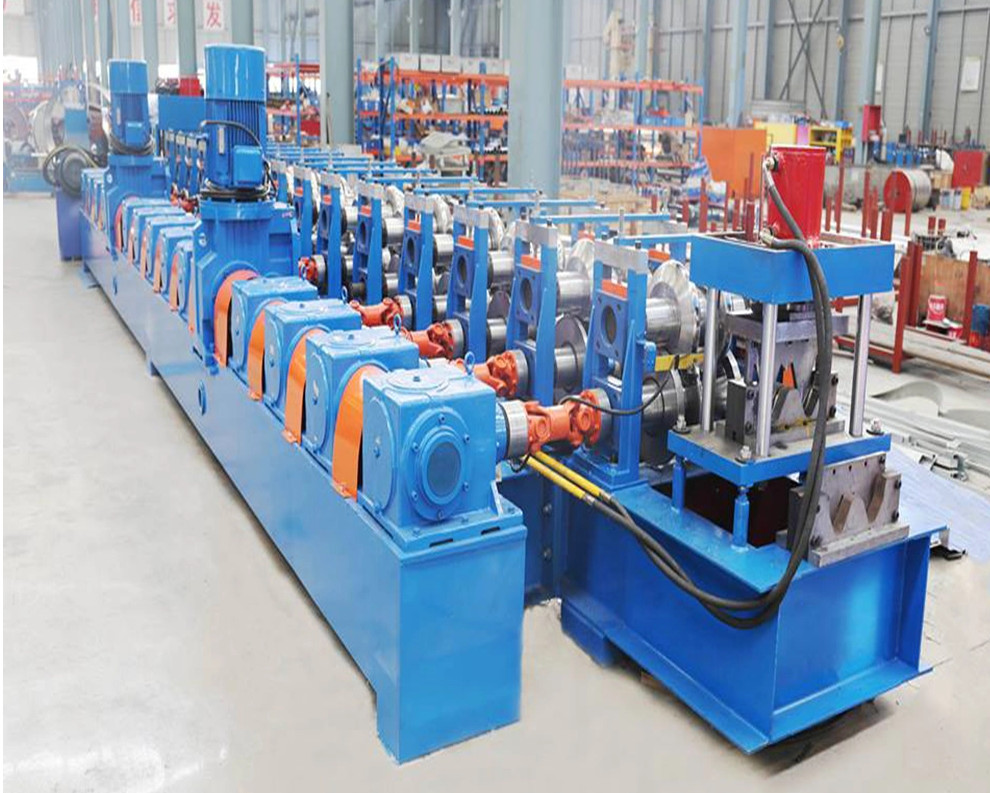 Custom W Beam 2 Wave Highway Guardrail Roll Forming Machine High Performance