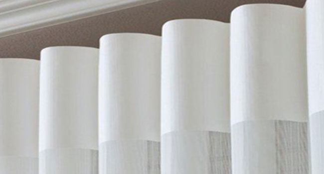 Decorative White Window Vertical Blinds Manual Control For Patio Bathroom