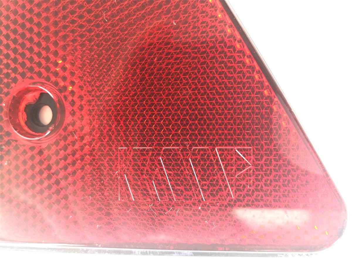 Triangle Trailer Reflectors OEM Standard Small Red Reflectors IATF16949 Certification