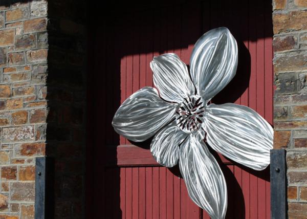 Brushed Finishing Outdoor Metal Sculpture Art Flower Sculptures For Public
