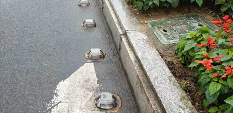 Aluminium Glass Road Stud Cat Eye In Roadway Safety With Yellow LED Color