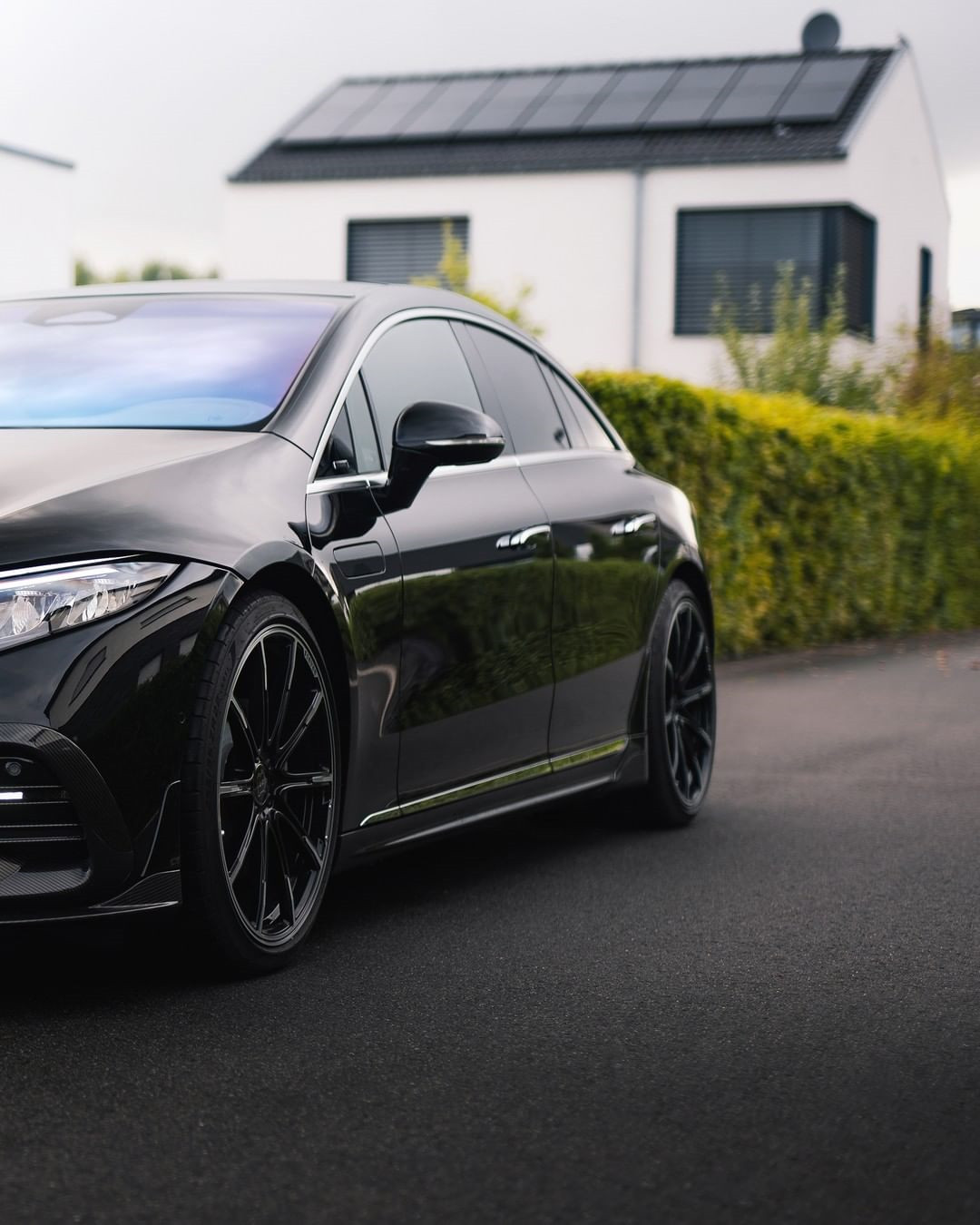 For Mercedes EQS Carbon Fiber Body Kit EQS Upgrade BS Style Carbon Fiber Front Lip Diffuser Spoiler Body Kit