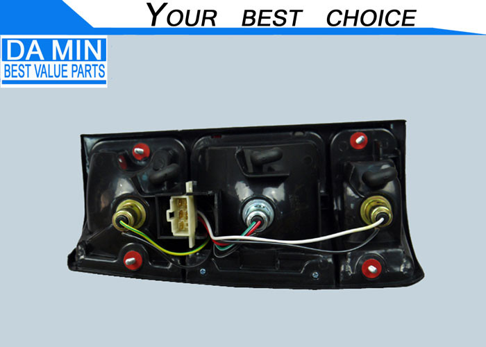 8971210760 ISUZU Body Parts , TFR Vertical Type Three Colors Rear Lamp Curved Glass Shell