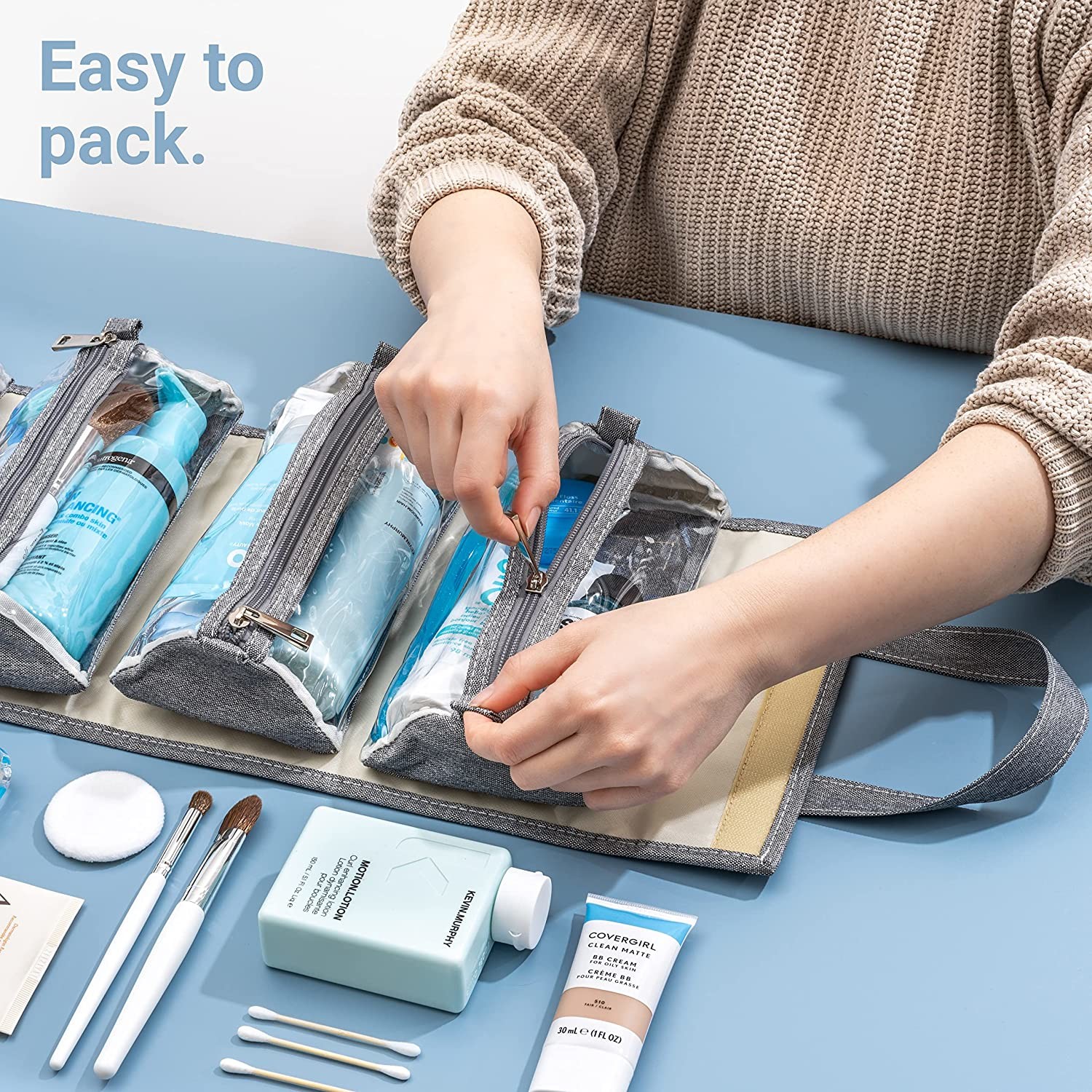 Lager capacity toiletry bags 4kits Hanging Roll-Up Makeup Bag/Toiletry Kit/Travel Organizer for Women