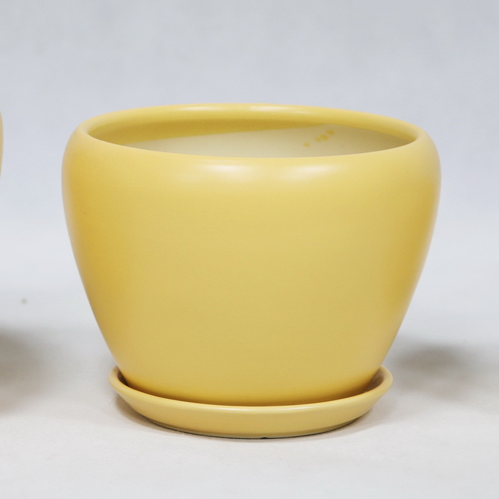 Elegant Round Ceramic Pots For Your Home Or Business Various Sizes Available