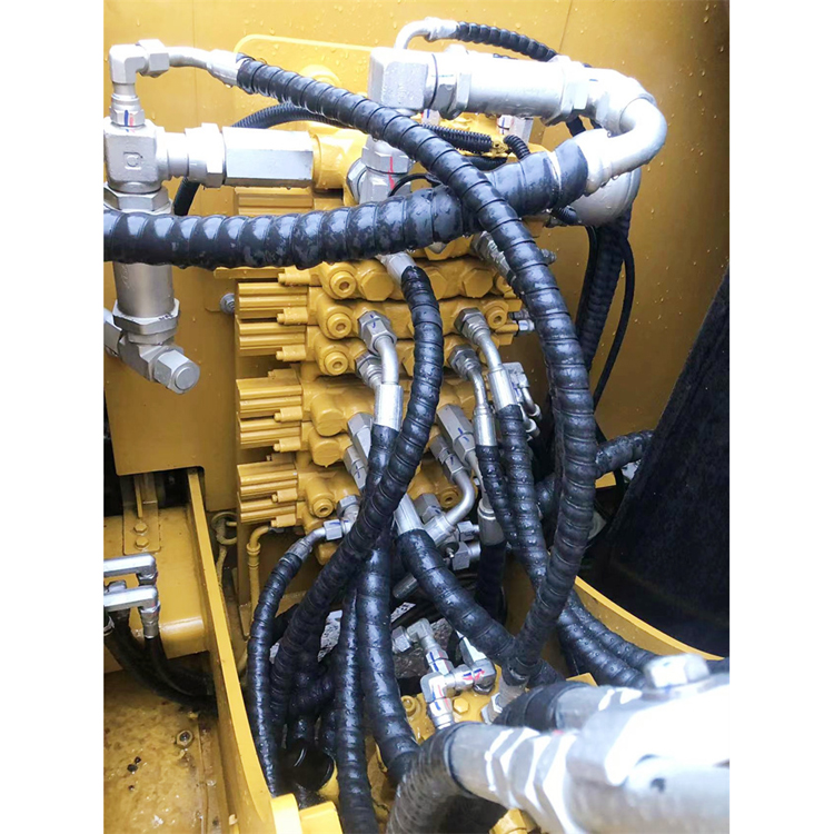 Original Hydraulic Cylinder Used Caterpillar 307 Excavator in Good Condition from Japan