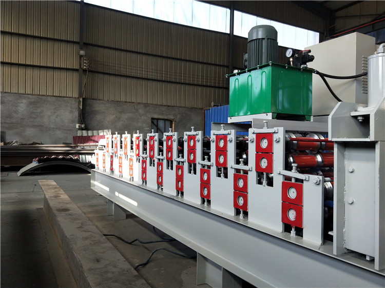 Roof Use  Corrugated Profile Steel Roofing Sheet Roll Forming Machine Roof Tile Making Machine Price