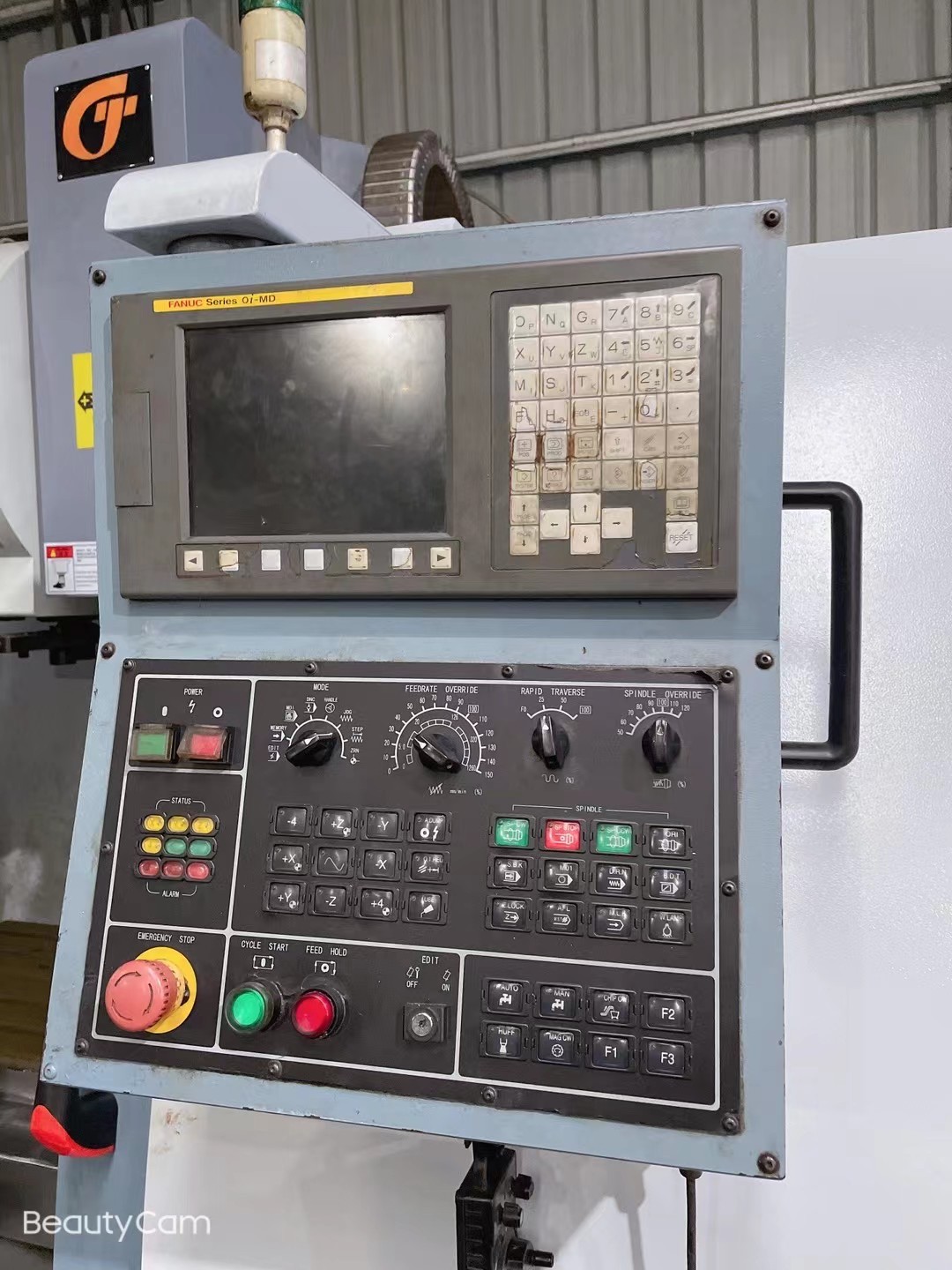 3 Axis VMC CNC Machining Center Long Lasting Rigid Structure Fanuc System
