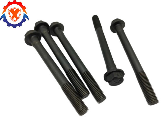 4TNE84 Excavator Engine Parts Engine Valve Cylinder Head Screw