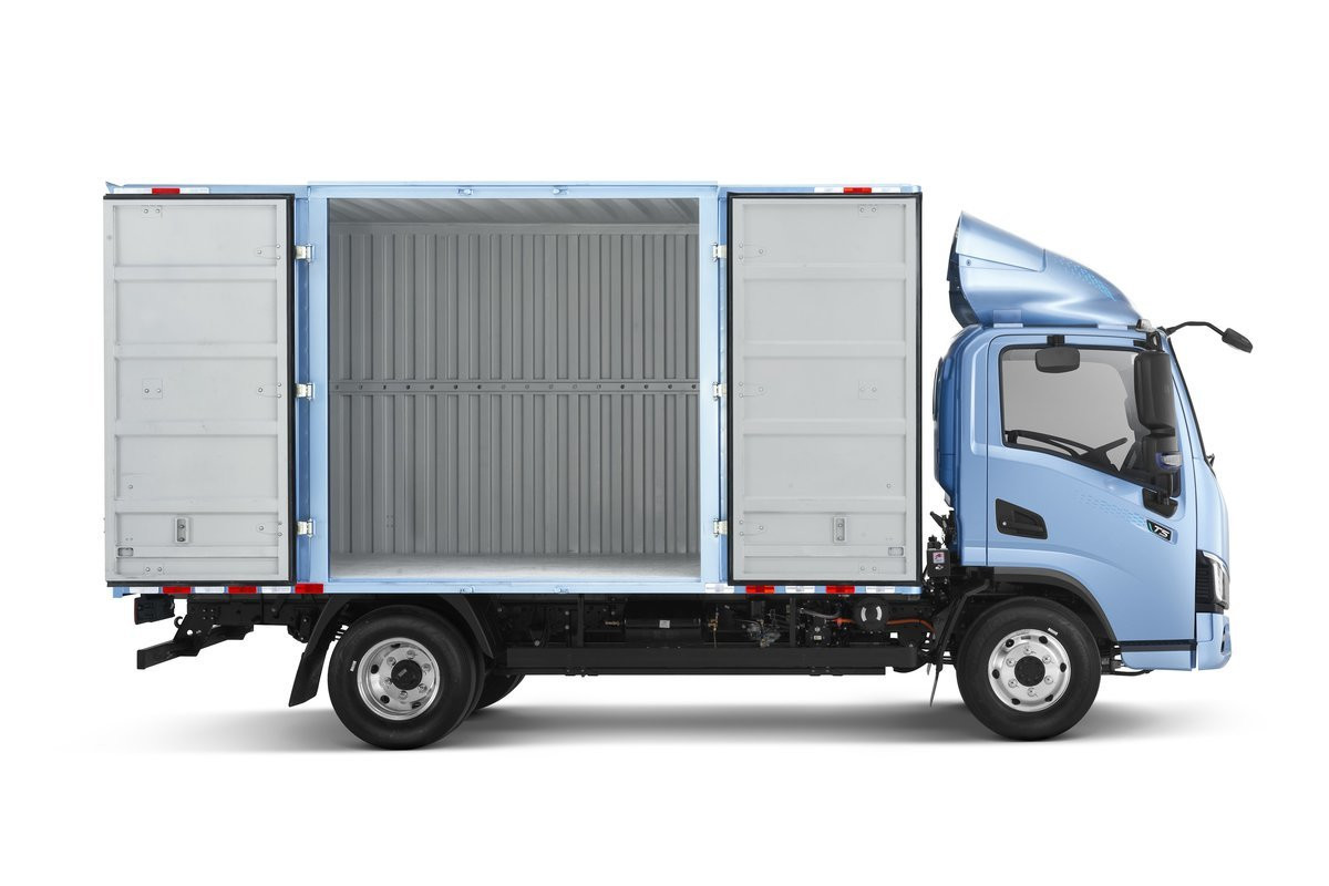 4.5t 4.2m Electric Van Truck 4x2 Automatic All Electric Cargo Van