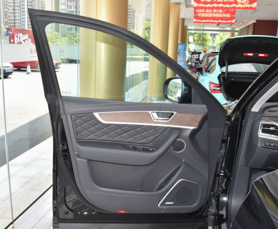 Hongqi HS7 2021 2.0T DCT FWD qiyue version 5 door 5 seats Hybid Second Hand Car