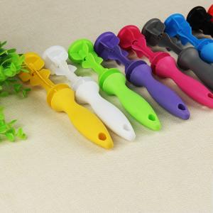 Plastic Lint Roller Vertical Carved Handle