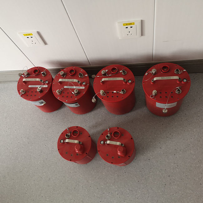 Multi Channels Seismic Instruments Flexible Versatile High Accuracy