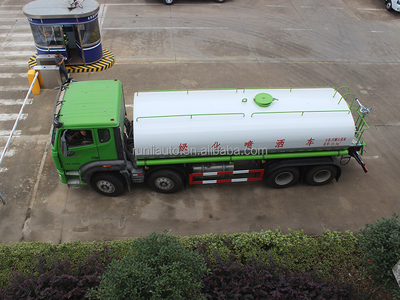 Factory Direct Price Sinotruk HOMAN 8x4 19.9cbm Water Sprinkler Tank Truck