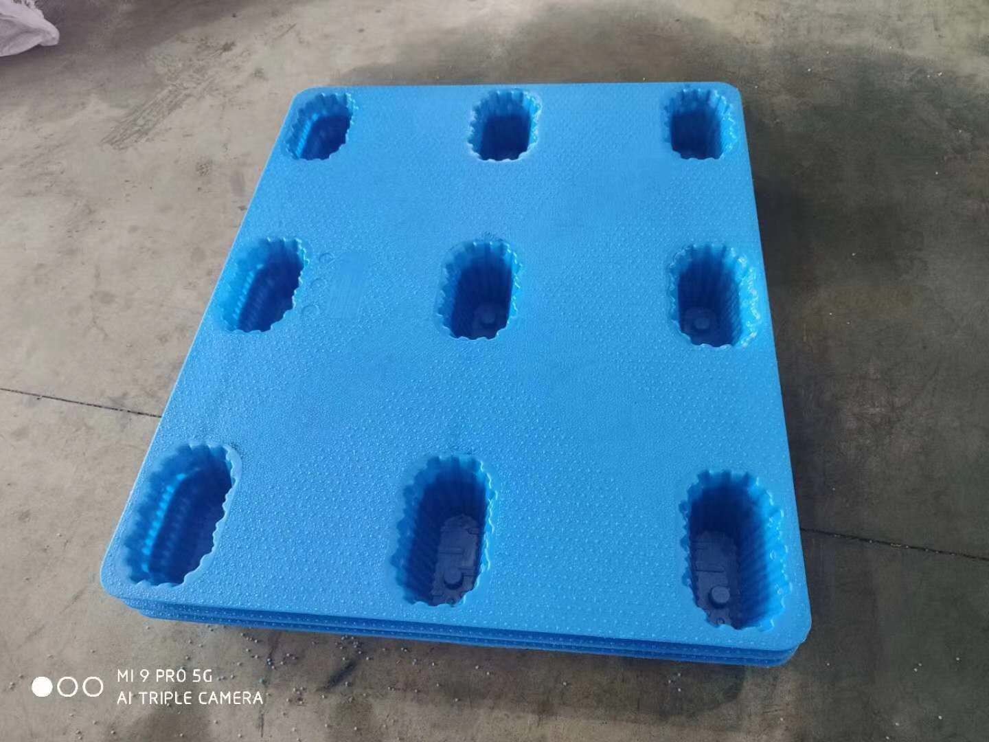 Customization 1100*1100 Mm LDPE Blow Molding Plastic Pallets Single Faced