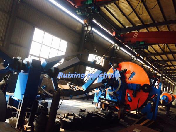 Cabling machine for cabling the mineral-use cables, control cables, telephone