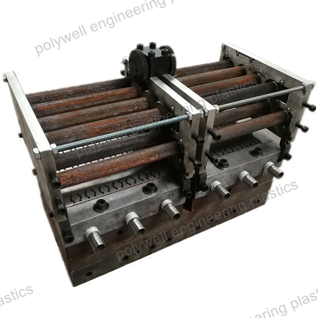 Multi Cavity Plastic Extrusion Dies Custom Type With HASCO Standard Steel Mold for Nylon Extruder