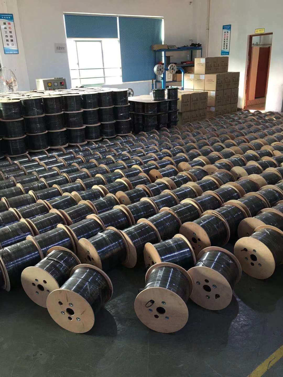 G657A1 G657A2 Flat FTTH Fiber Optic Cable For Communication