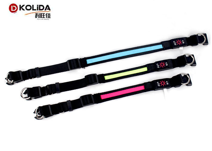3 Colors Adjustable LED Dog Collar , Flashing Luminous Dog Collars Outdoor
