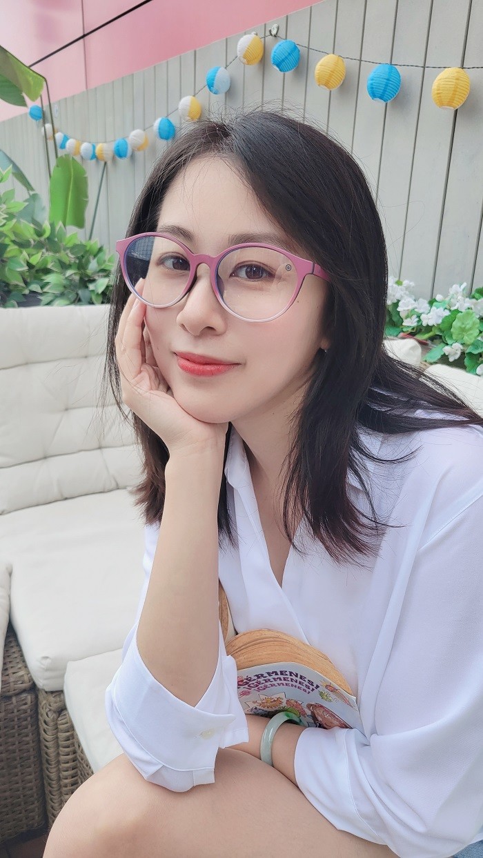 Non Thermal Far Infrared Technology Anti Blue Light Photochromic Eyeglasses With CE Certification