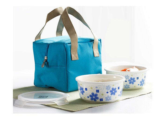 Eco Friendly Lunch Cooler Bags 300D Polyester Material For Unisex Adults