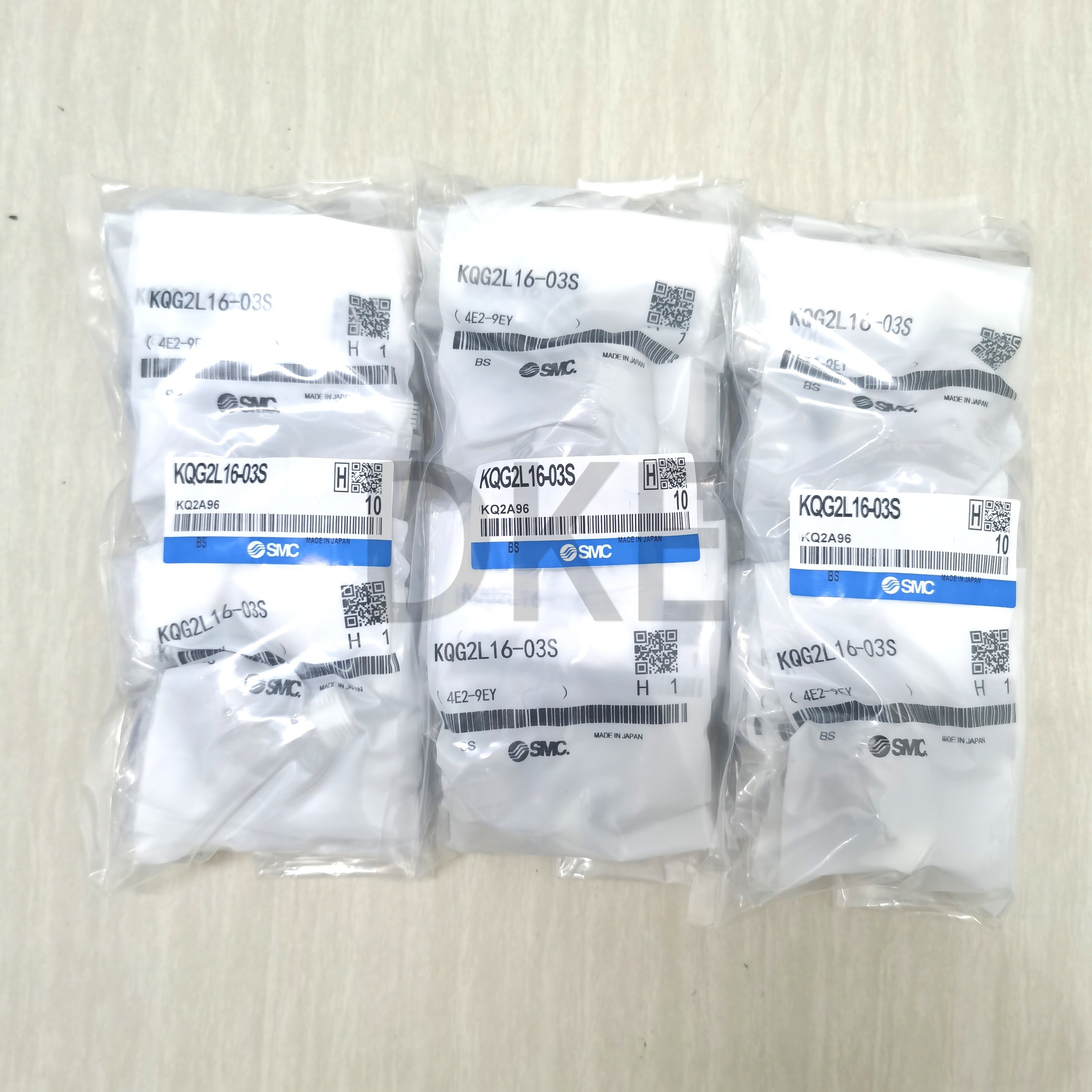 CE SMC KQG2L16-03S Pneumatic Hose Fittings Threaded Connection Fluid SS316