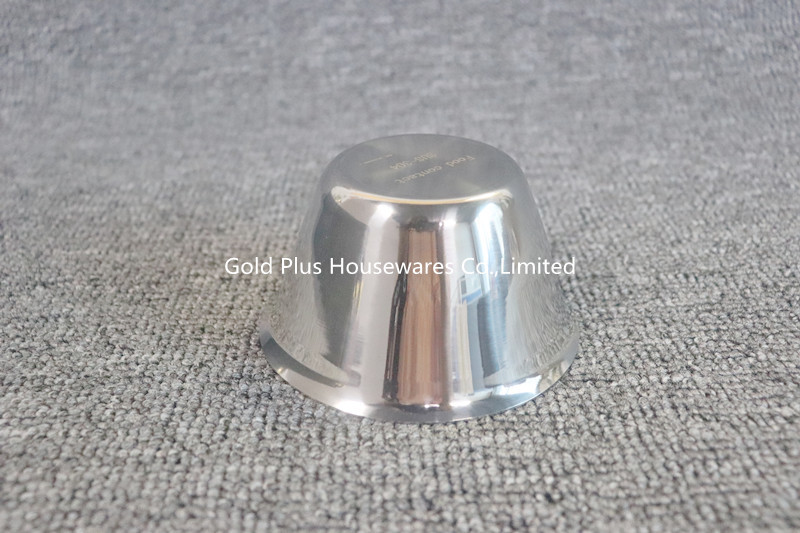 10.8cm Stainless Steel Serving Bowl Food Grade Fruit Salad Bowl Heat Insulated