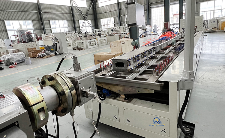 Double Screw Counter Rotating Conical Twin Screw WPC Door Frame Manufacturing Machine