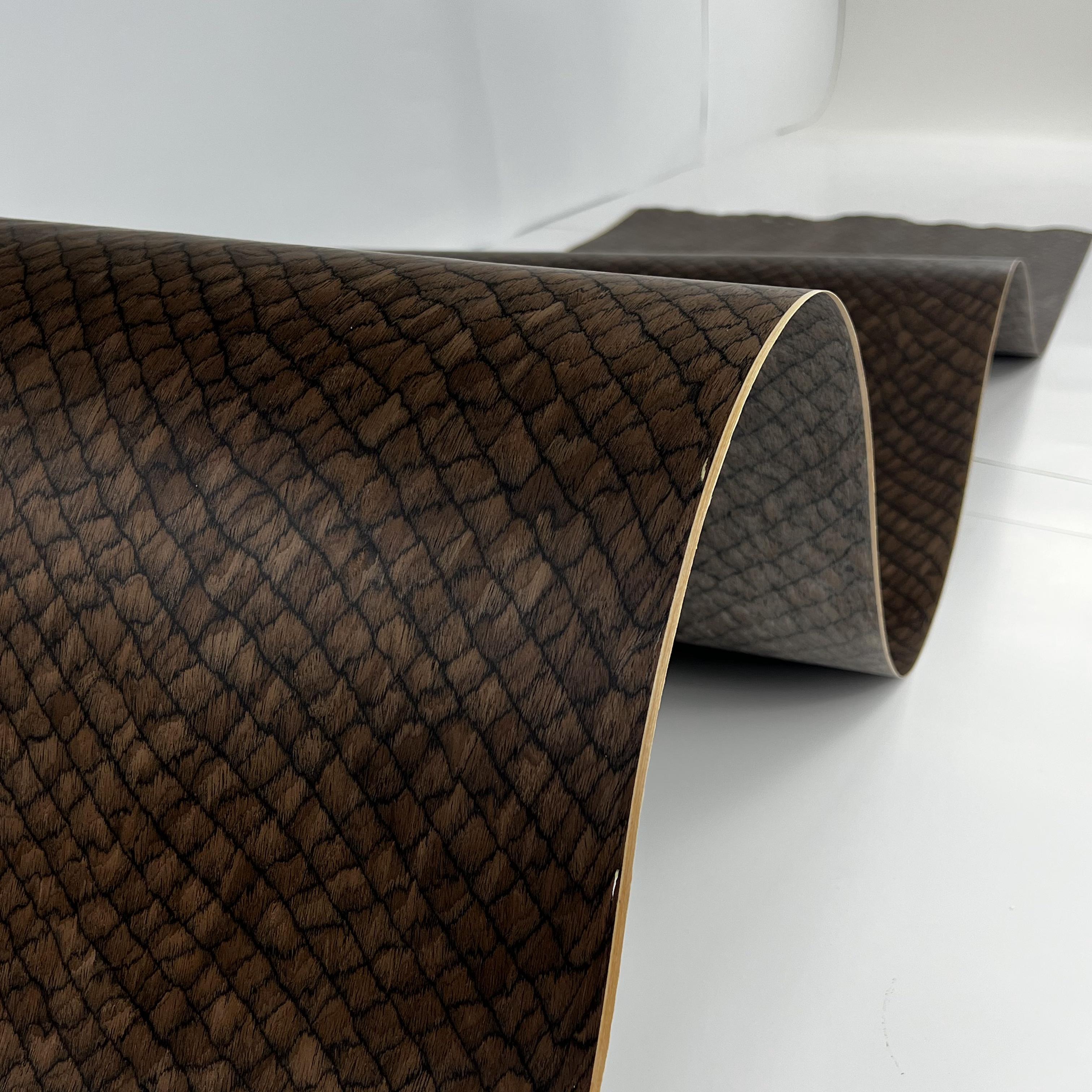 Grid Wood Stripe Engineered Wood Veneers size 250x64CM Boat Decking Guitar Desktop Tabletop