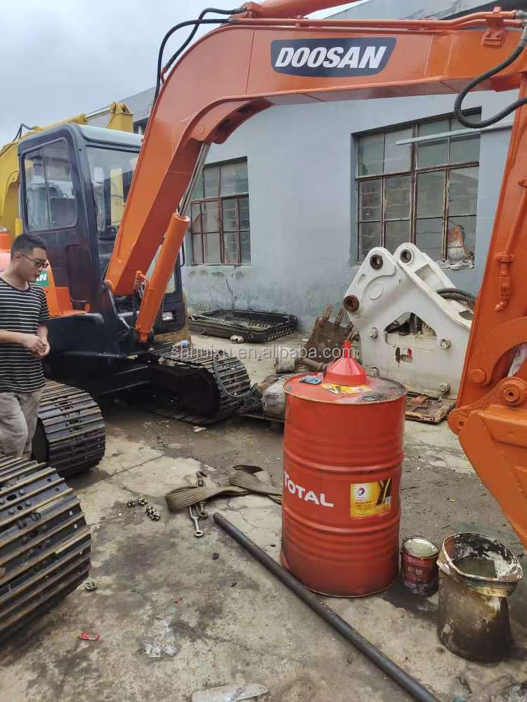 mini used crawler digging machine doosan dx55/secodn hand high quality excavator doosan dx55
